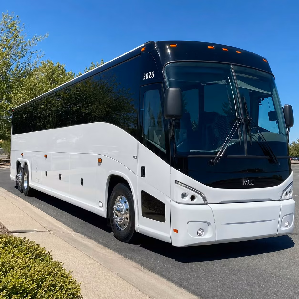 cuthbert amphitheater group transportation in eugene oregon