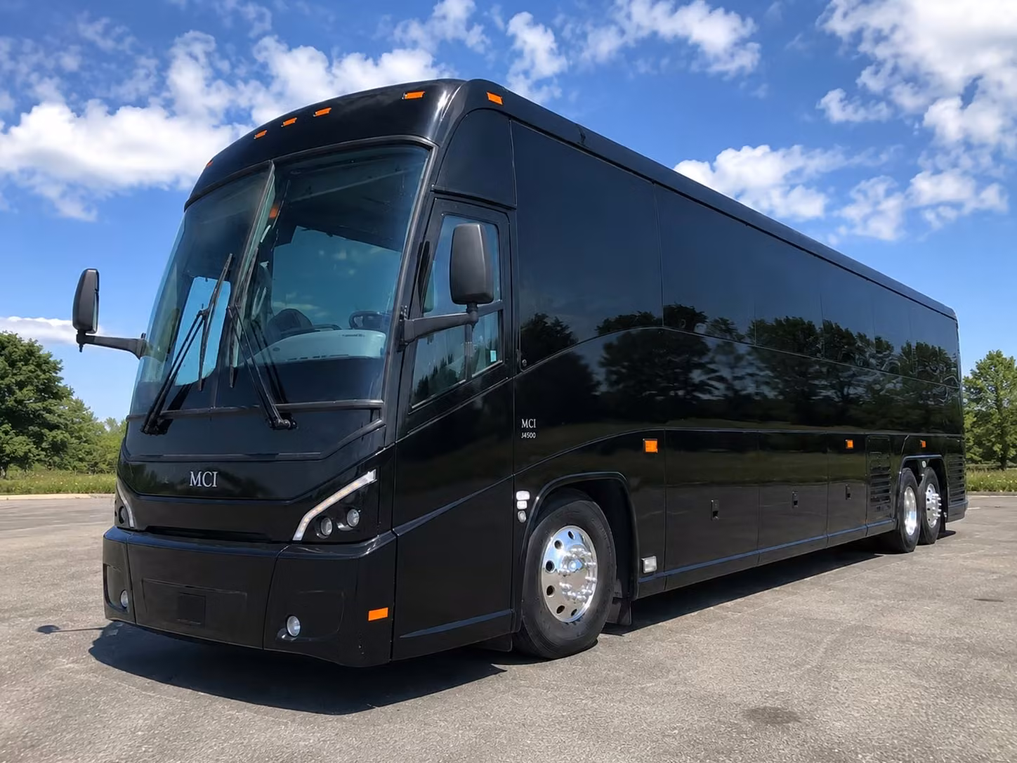 eugene charter bus rental exterior