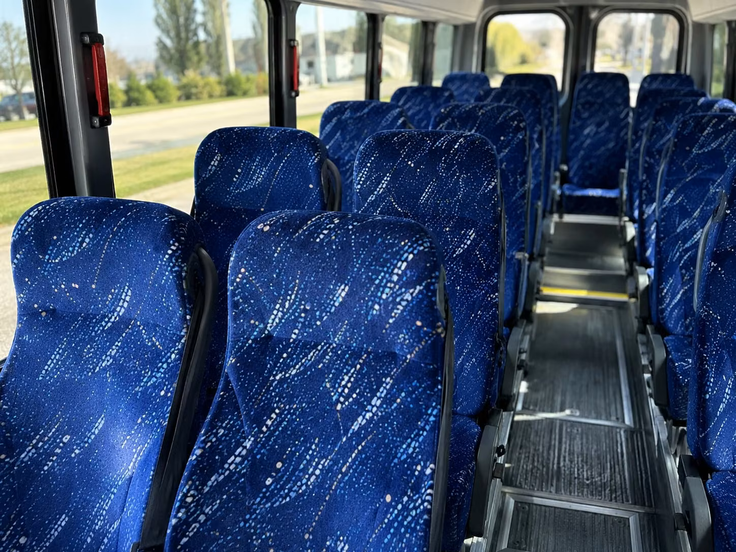 minibus rentals for eugene youth groups mission teams and small church events