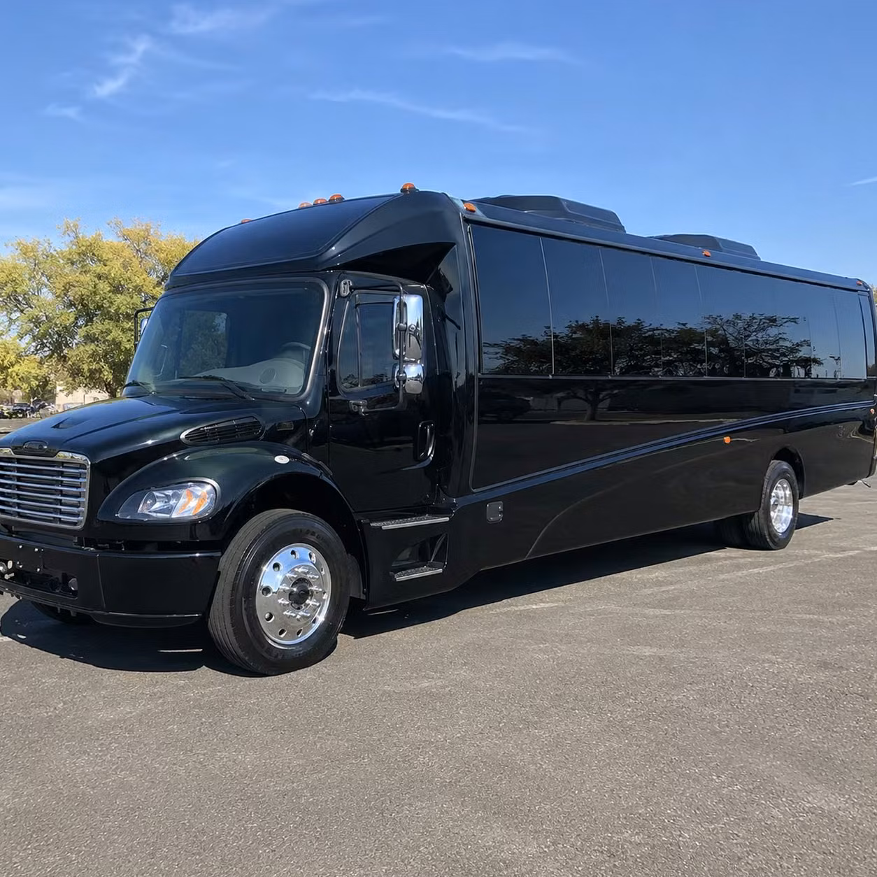 minibuses and charter buses for willamette valley winery weddings