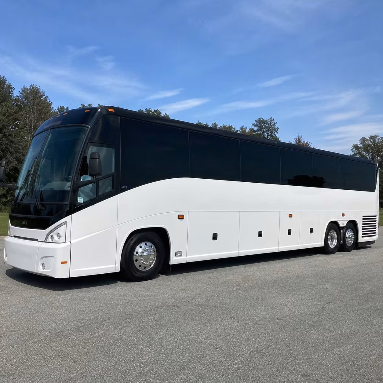 stress free group arrivals at eugene airport with a private shuttle bus
